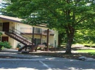 1040 Columbia Ridge Dr, Vancouver, WA