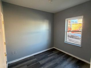 151 7th St #A, Elizabeth, NJ 07201