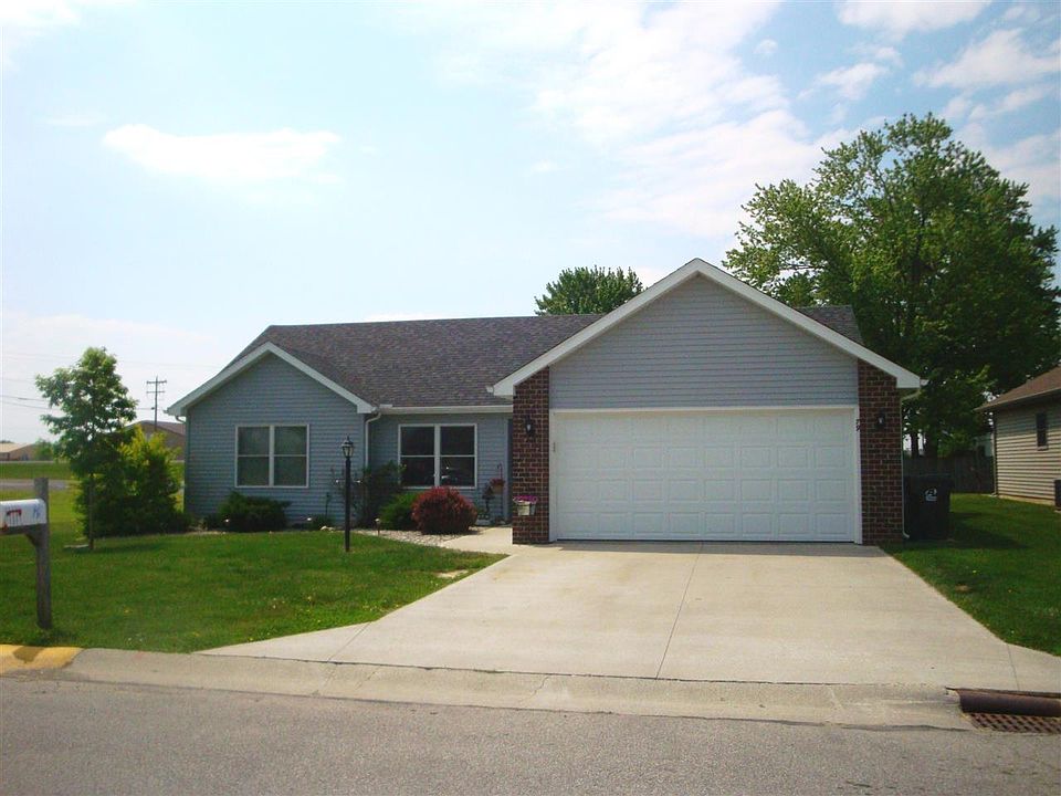 1st image of 79 W Berkshire Dr