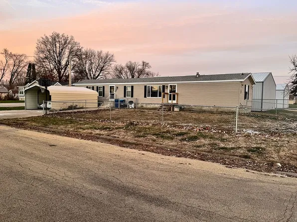 308 Vulcan St, Sabula, IA 52070