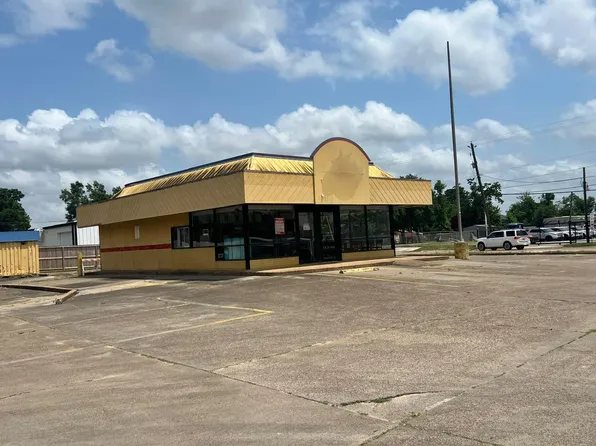 2401 Shaver St, Pasadena, TX 77502