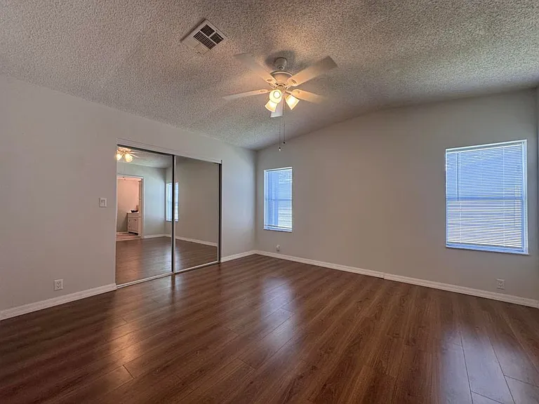 25 Winthrop Ln — Photo 11