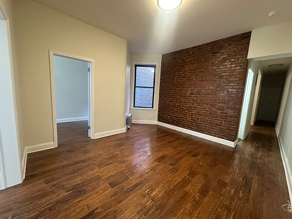 41-24 29th St #5E