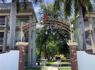 300 Layne Blvd APT 205, Hallandale, FL 33009