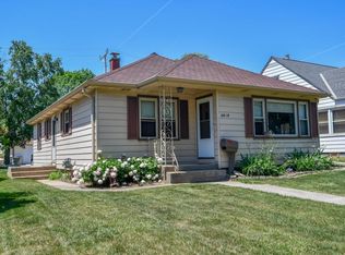 3419 S 35th St, Milwaukee, WI 53215