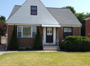 18208 Waterbury Ave, Maple Heights, OH
