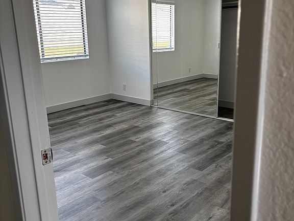 3rd image of 12521 Grevillea Ave
