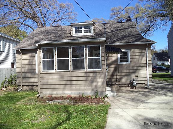 2nd image of 2505 Wickham Dr