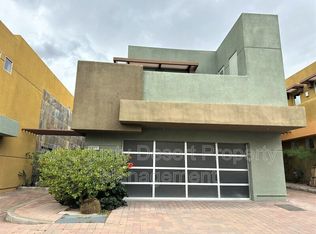 2075 Tangerine Ct, Palm Springs, CA 92262