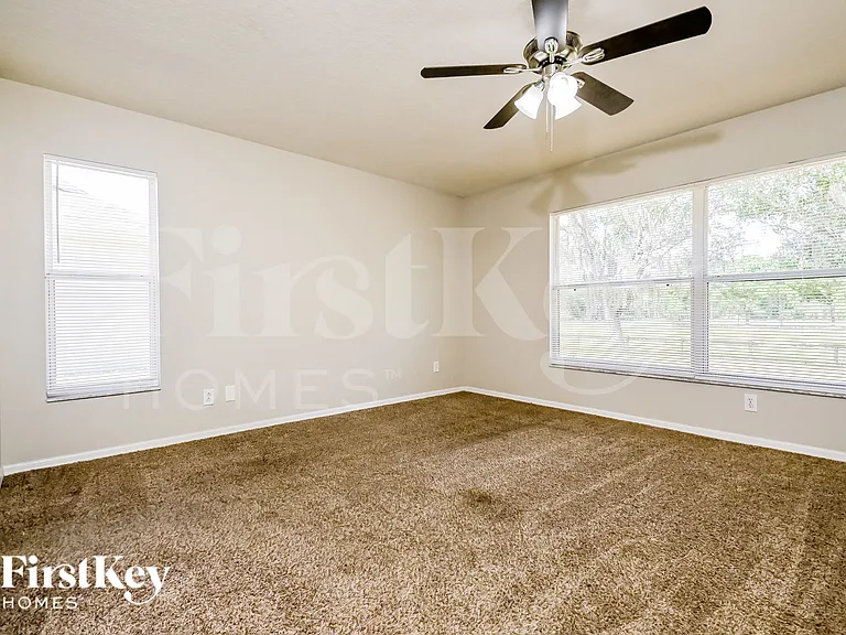 4003 Kingsfield Dr — Photo 8