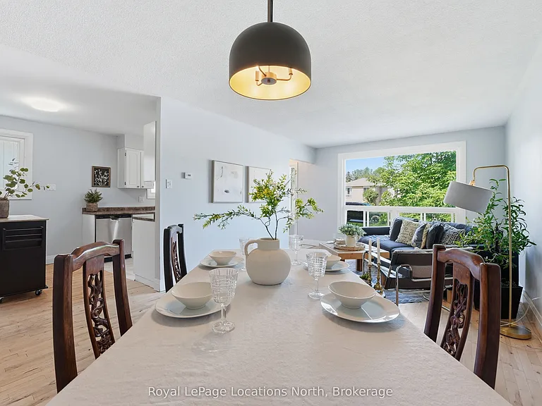 32 Courtice Cres — Photo 7