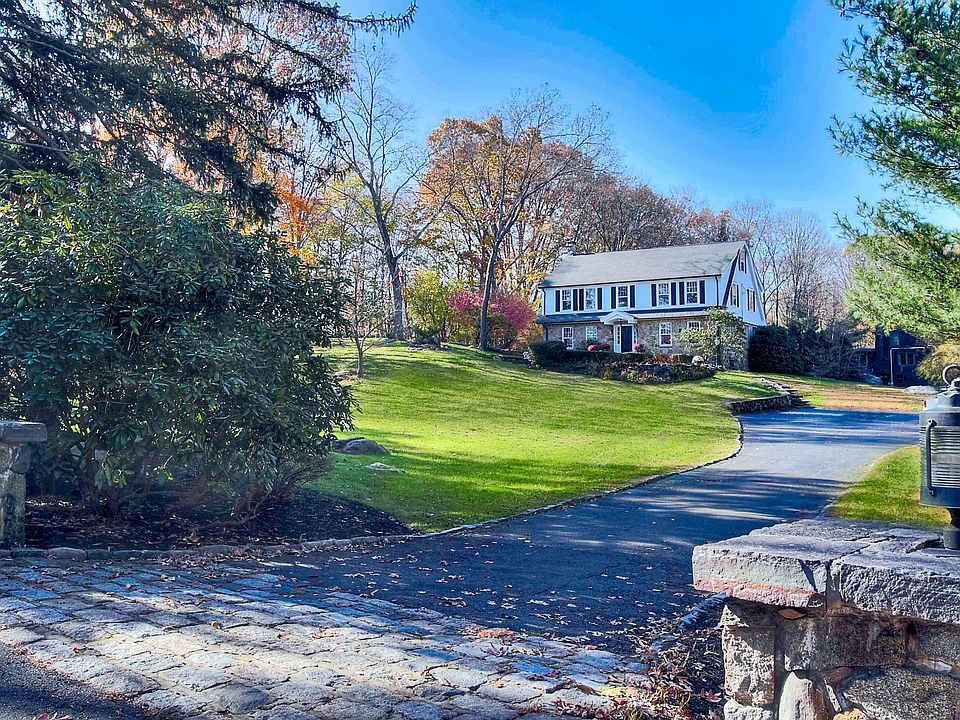 592 West Hill Road