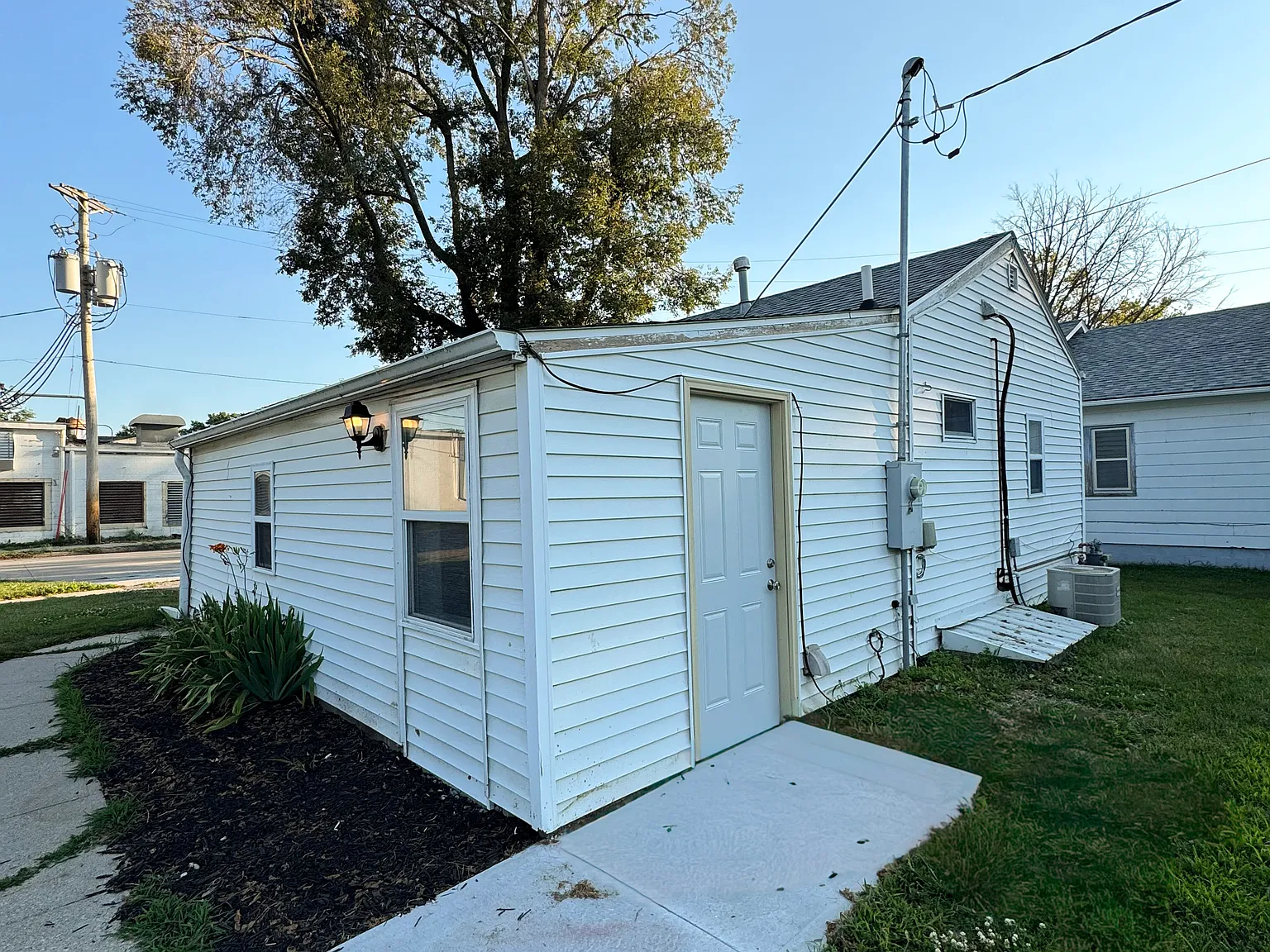 1 bed, 644 sqft, $735 — Photo 2