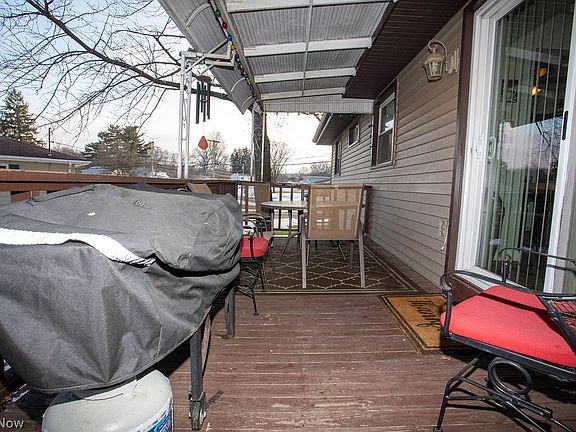 4th image of 3490 Warwick Ct
