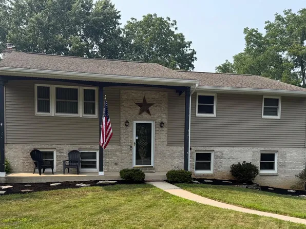 121 Cedar St, Lebanon, PA 17042