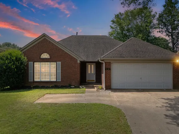 7037 Cedardale Rd, Olive Branch, MS 38654