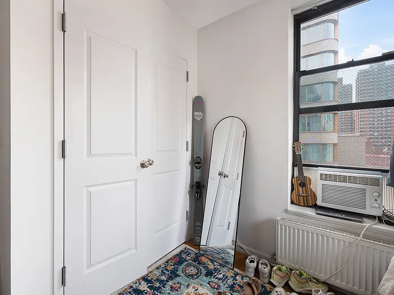 53 Pitt St #6A — Photo 4