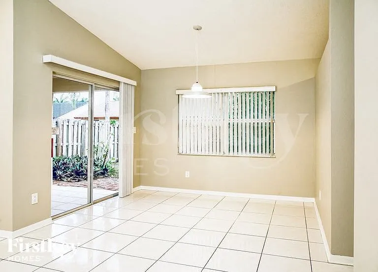 14842 SW 171st Ter — Photo 6