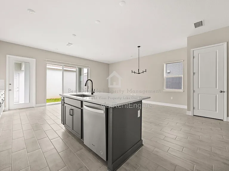 16848 Hamlin Vista Aly — Photo 7
