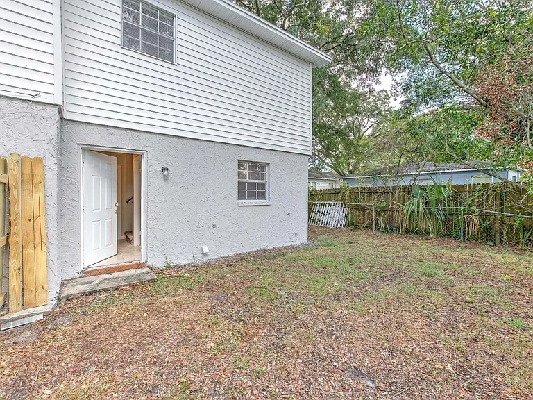 3514 Sarah St — Photo 12