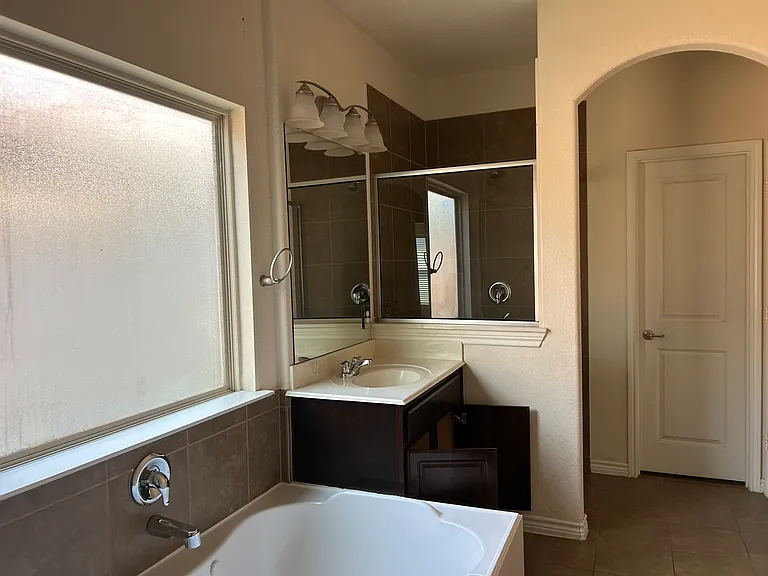 12045 Walden Wood Dr — Photo 18