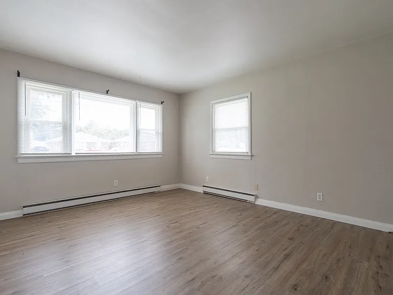 344 Woodview Ave #A — Photo 13