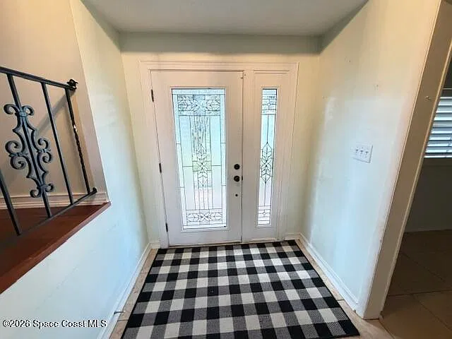 4 bed, 2.5 bath, 2016 sqft, $2,500 — Photo 3