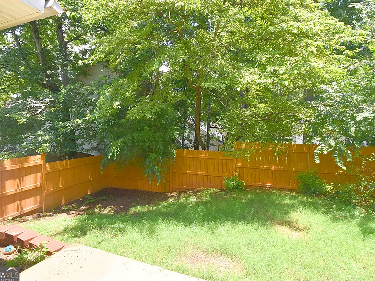 115 S Fairfield Dr — Photo 37