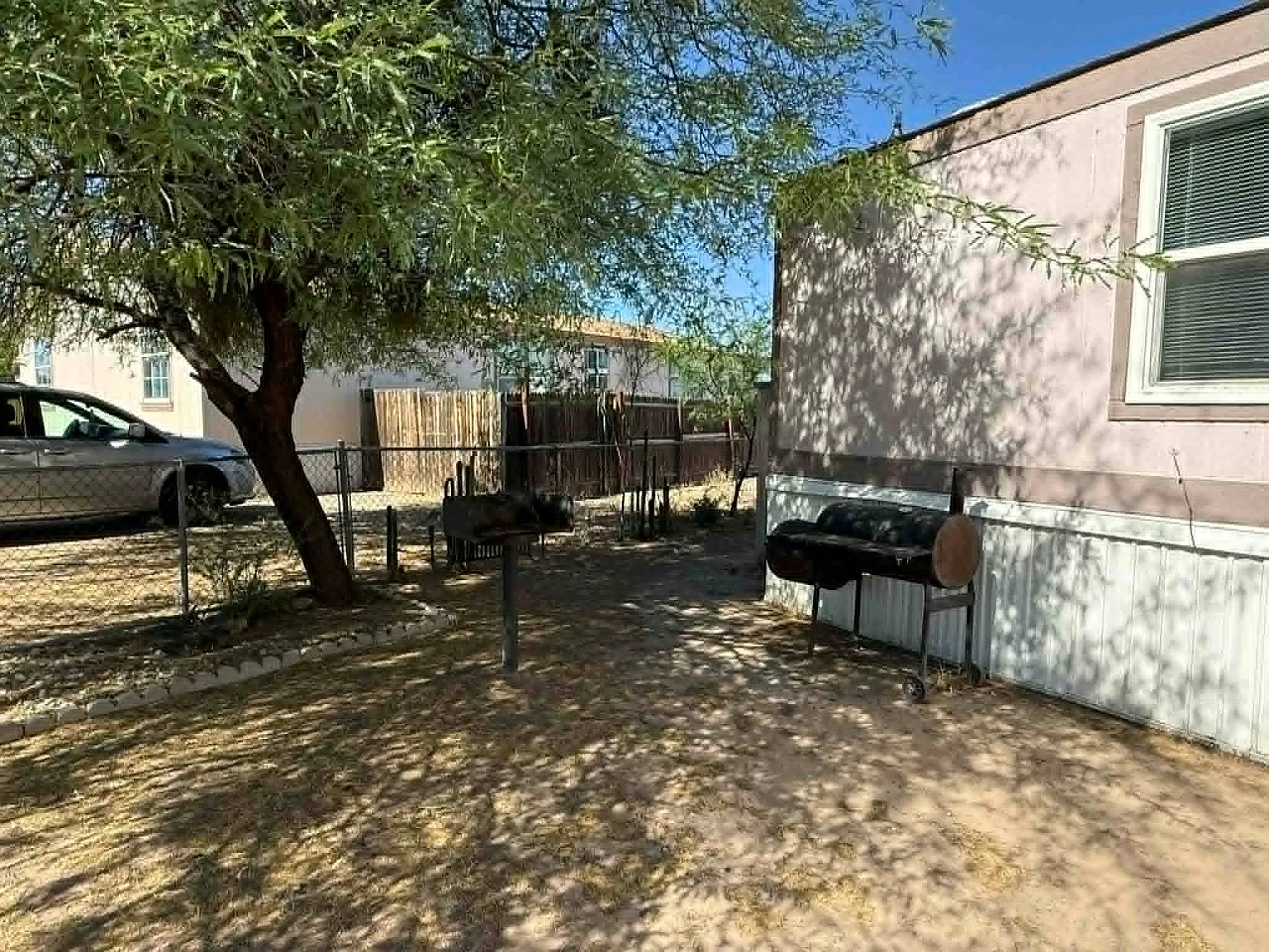 3 bed, 1200 sqft, $1,295 — Photo 4