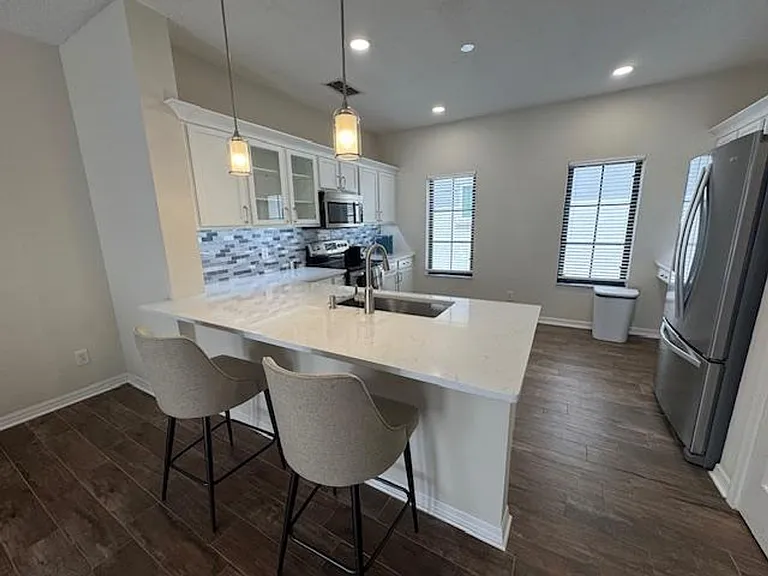 906 Pawstand Rd — Photo 12