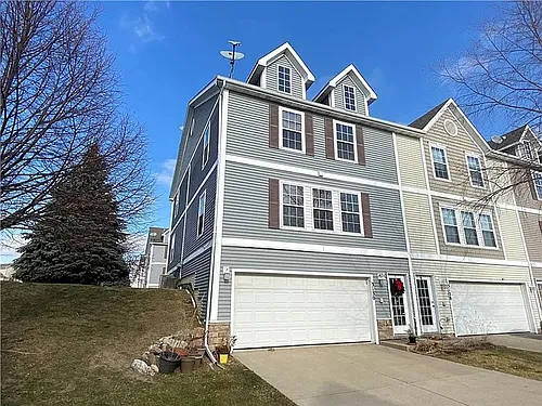 3130 SW Sharmin Ln Photo 1