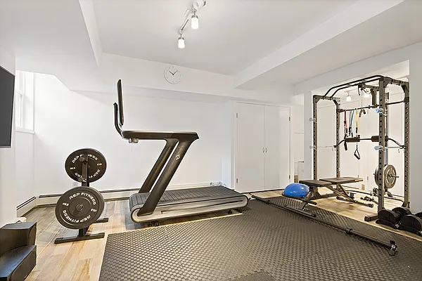 Sold by Corcoran | media 21