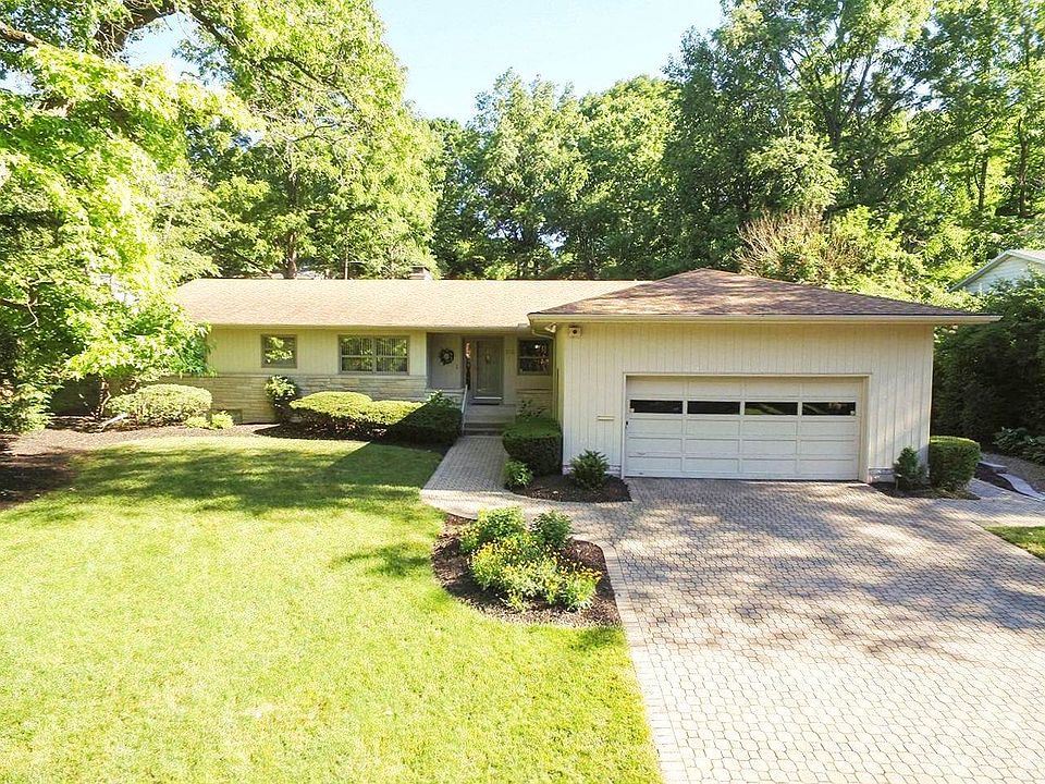 1st image of 312 Jefferson Dr