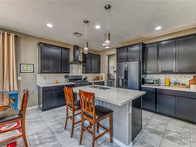 10042 Bismuth St, Las Vegas, NV, 89183