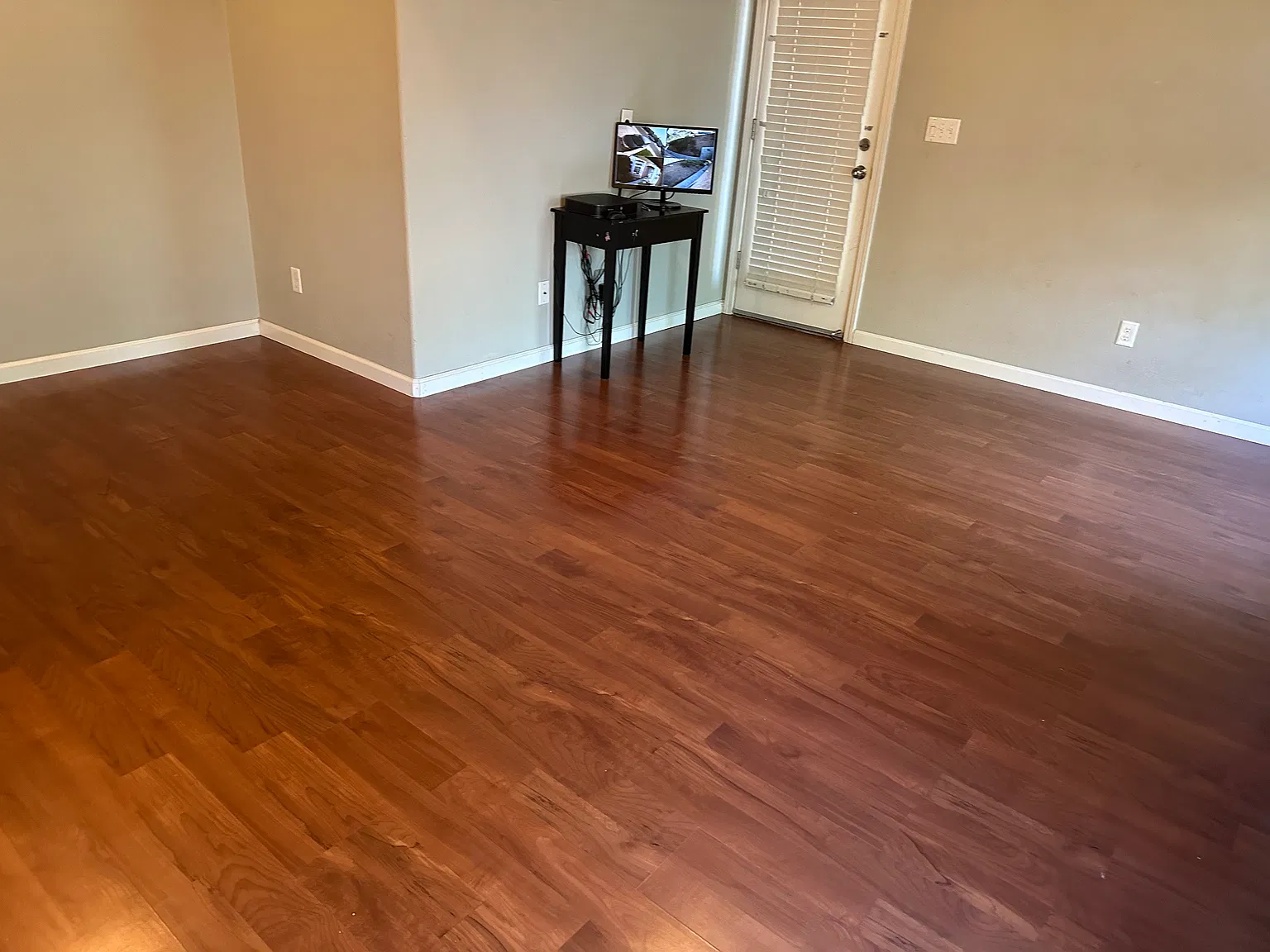 4 bed, 2125 sqft, $2,500 — Photo 3