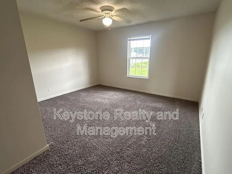 3300 Royster Ln #B — Photo 22