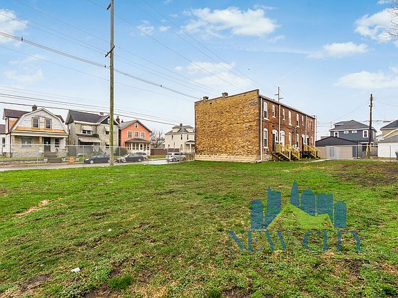 4th image of 1044-1050 Sullivant Ave