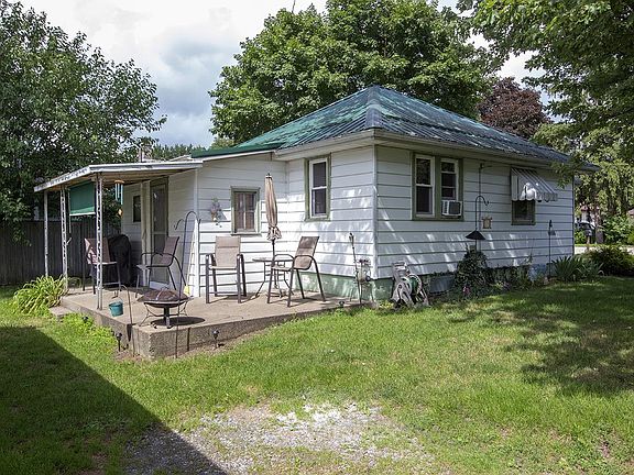 5th image of 57879 Aurora Ave