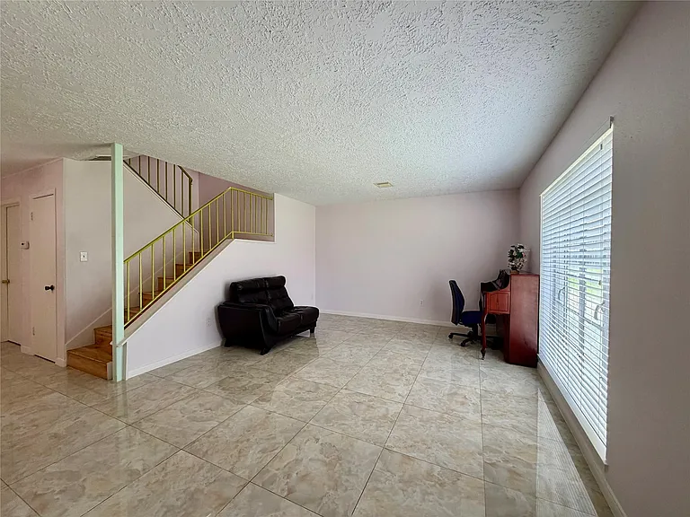 7214 Crownwest St #7214 — Photo 5