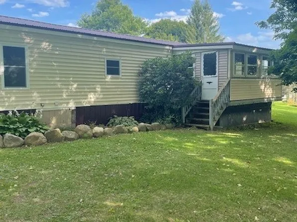 76 N Water St, Gainesville, NY 14066