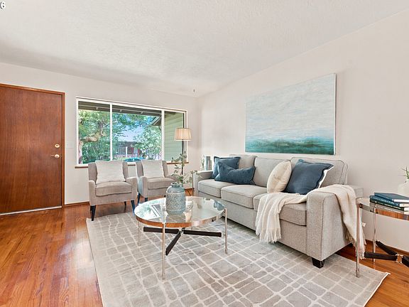 3rd image of 7442 N Huron Ave