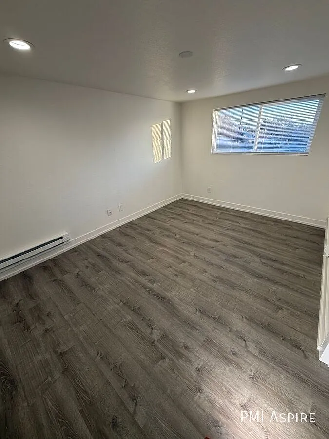 Ready For Move In!! — Photo 4