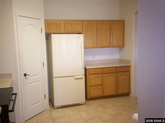 2nd image of 2575 Candlewood Dr