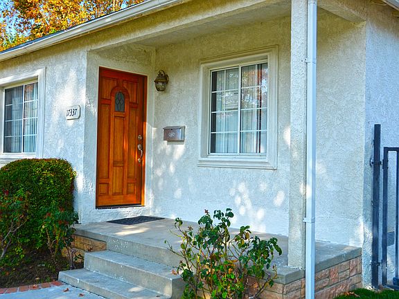 3rd image of 17337 Emelita St