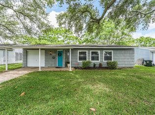 112 Tarpon Ave, Galveston, TX 77550
