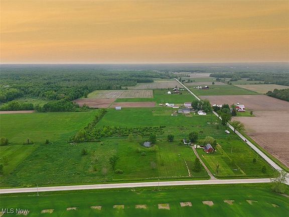 5th image of 2571 Stanhope Kelloggsville Rd