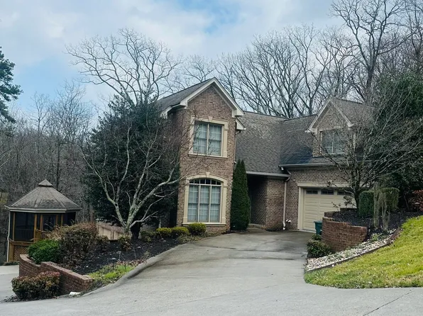 2011 Riverwood Dr, Hixson, TN 37343