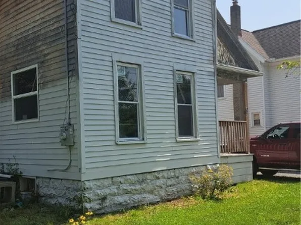 8 Mumford St, Seneca Falls, NY 13148