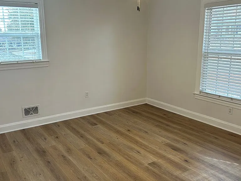 7 Vanderbilt Cir — Photo 14