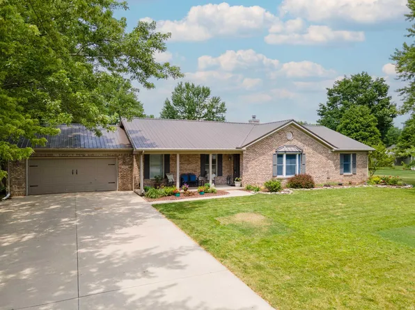 517 Catherine Dr, Sweetser, IN 46987